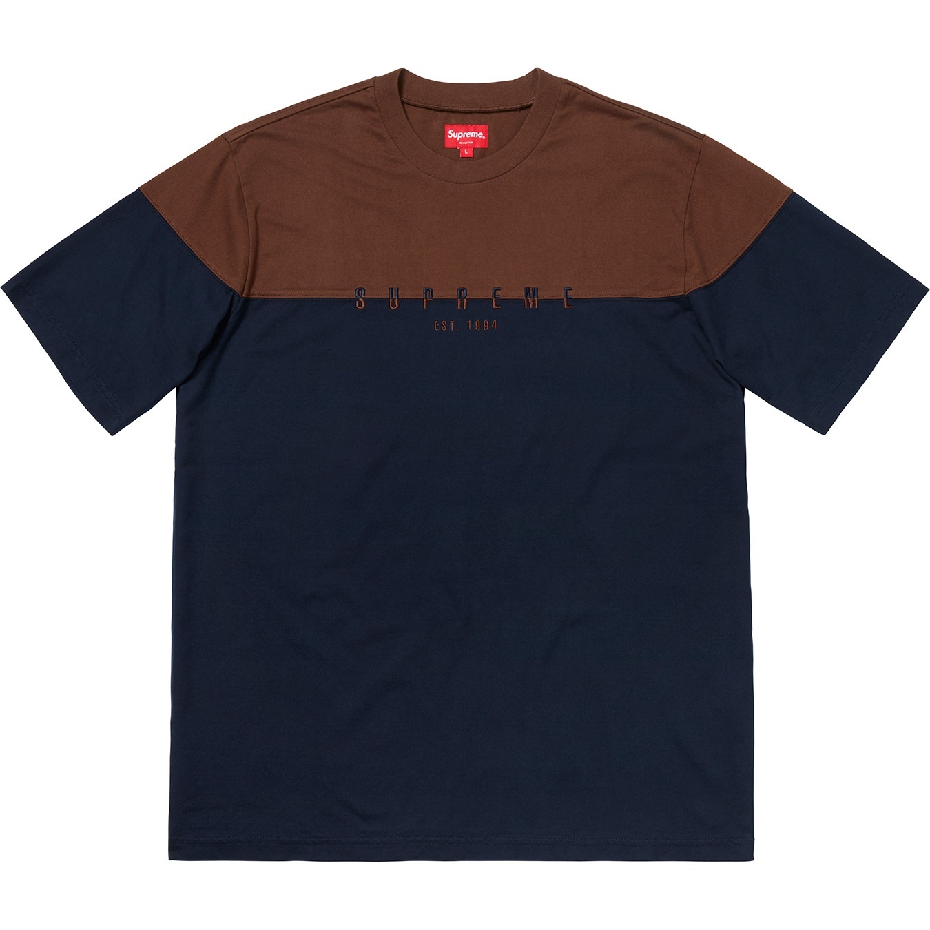 Split Logo S/S Top view 3